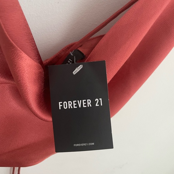 Skirt and top set - Picture 2 of 6